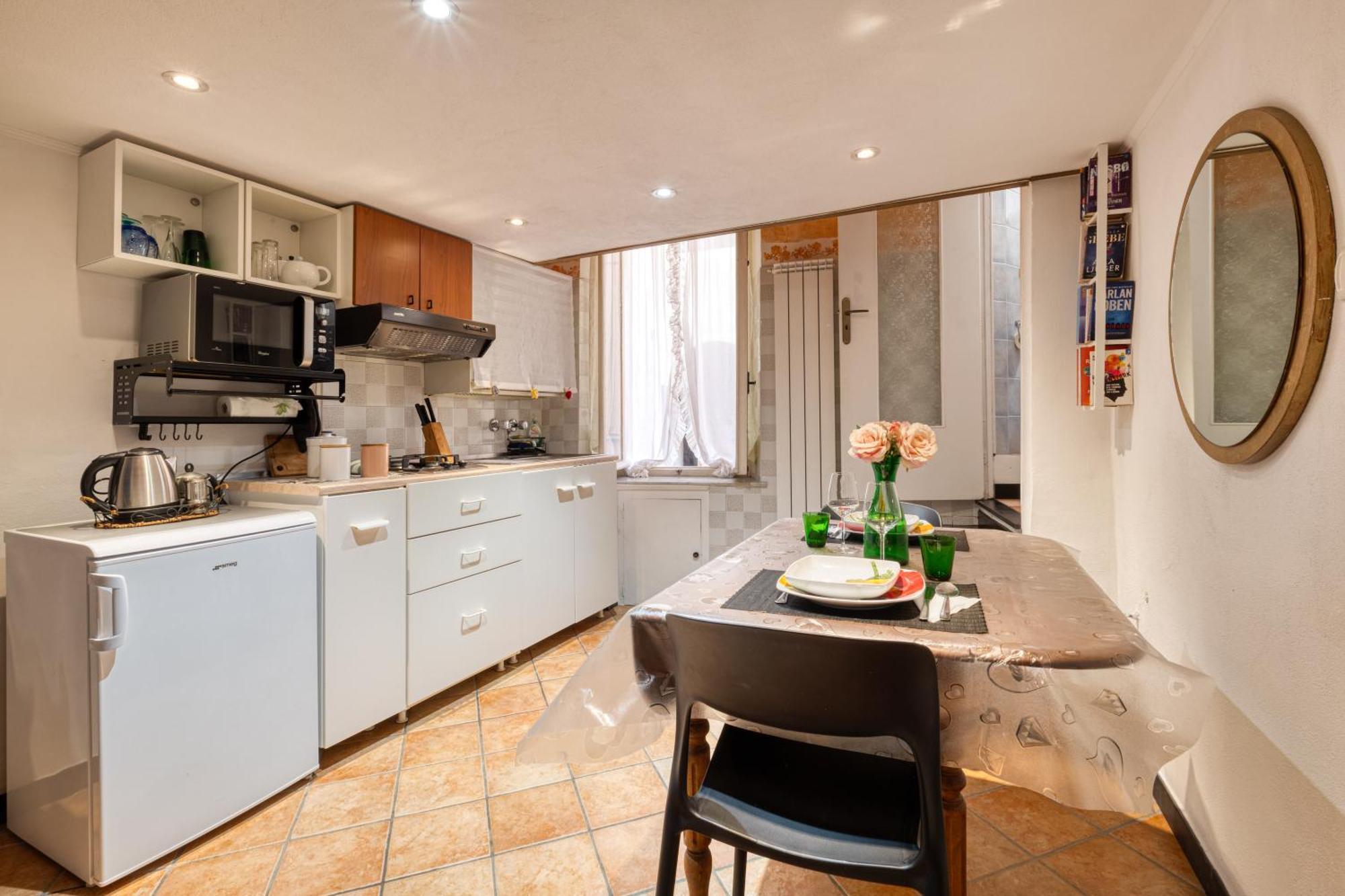 Mini Accommodation In Sanremo Liguria Exterior foto